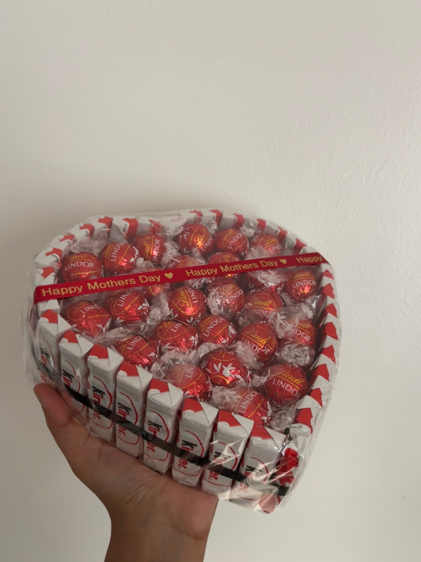 Kinder Lindor Love Heart