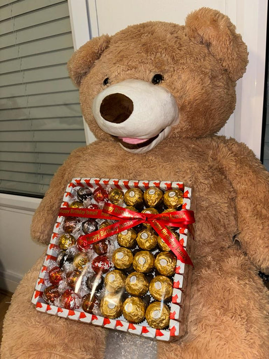 Kinder Loveheart with Lindor & Ferrero Rocher